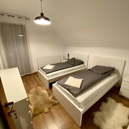 Bokorlak Apartment Odorheiu Secuiesc Bagian luar foto